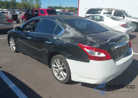 2010 Nissan Maxima 3.5 S z USA, uszkodzony, nr VIN 1N4AA5AP6AC874532